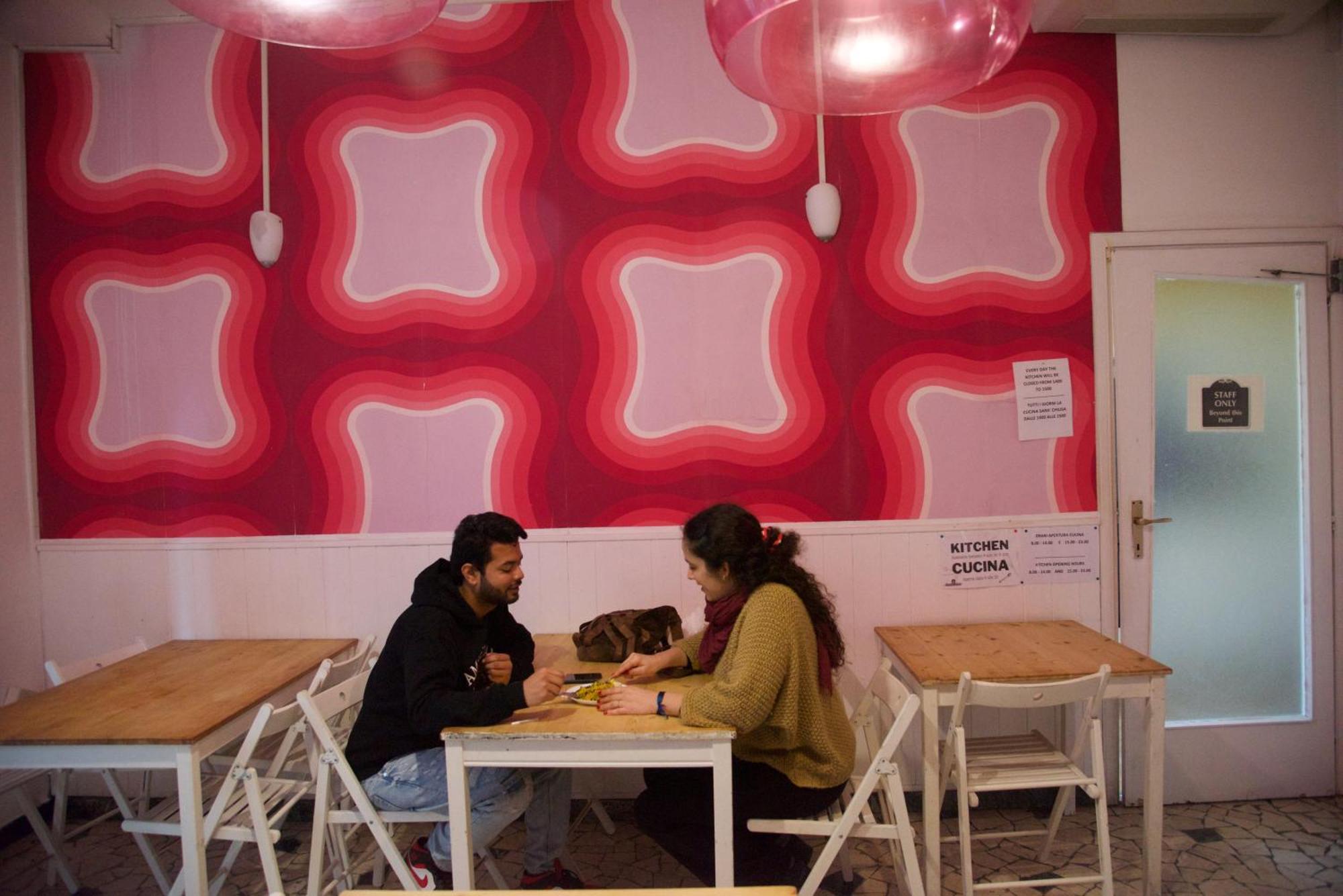 Sunflower Student & Bar Rimini